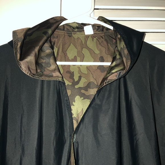 Rainraps, rain cape, os, black with camo print on the inside. - Picture 2 of 4